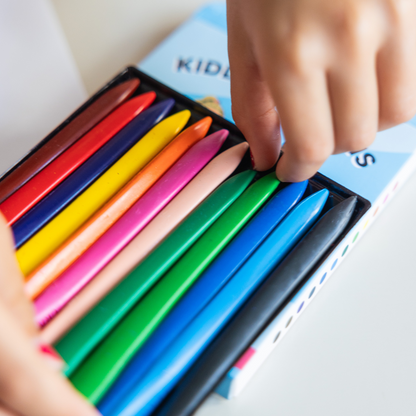 Set of 12 Crayons (1+ year)