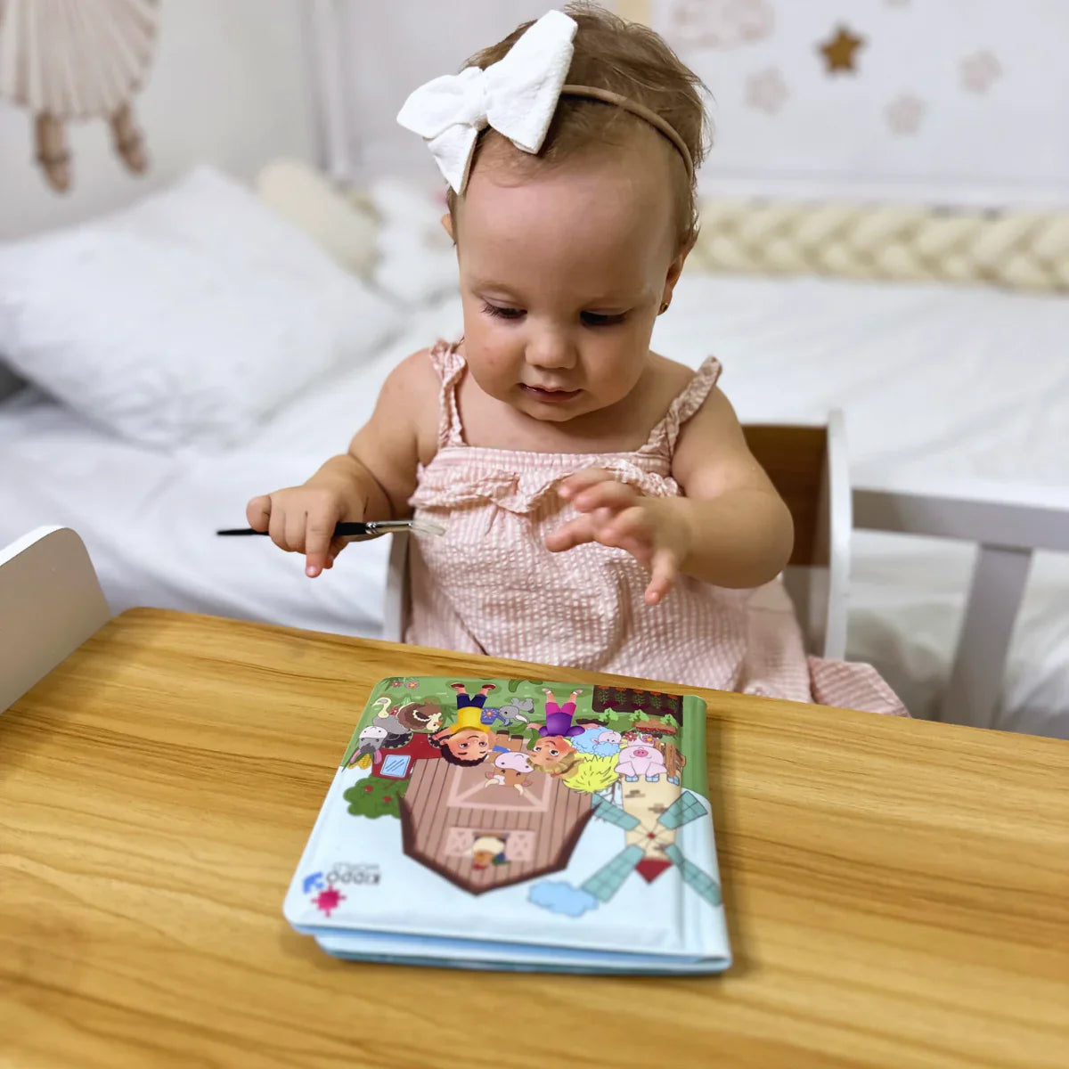 Water Coloring Book – Follow the Lines! Paint with water through rainbows and nature, reusable (8 pages, 6–24 months)