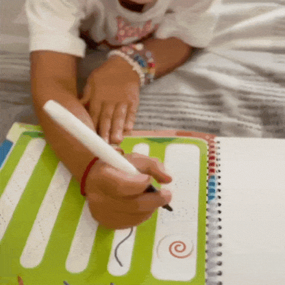 Curious Child Colours | Wipe & Write Notebook for Learning to Write (64 pages, 2–5 years)